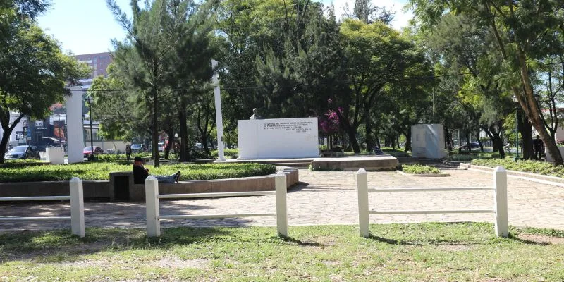 Plaza Honduras y monumento a José Cecilio del Valle