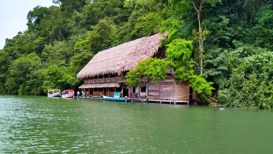 Centro Ecoturístico Agua Caliente en Izabal: guía de visita