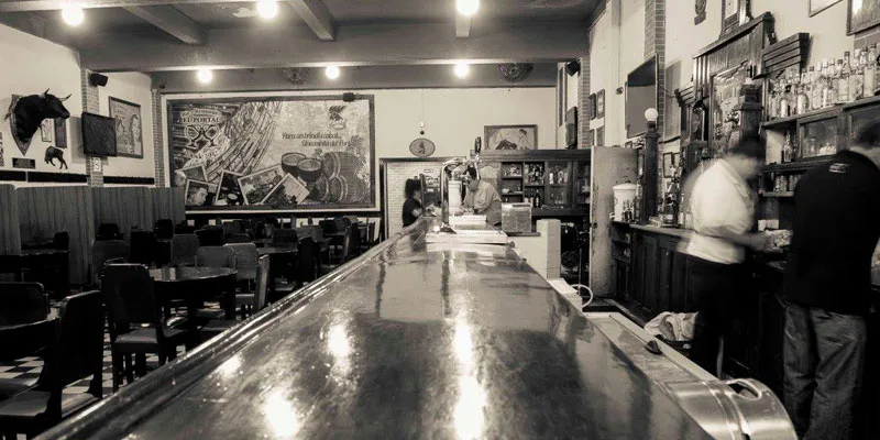 El Portalito en el Centro Histórico: historia del bar de 1932