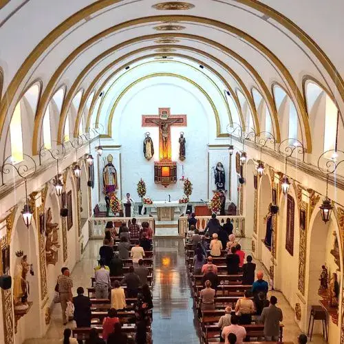Interior de la Iglesia San Agustín en la zona 1 de la Ciudad de Guatemala