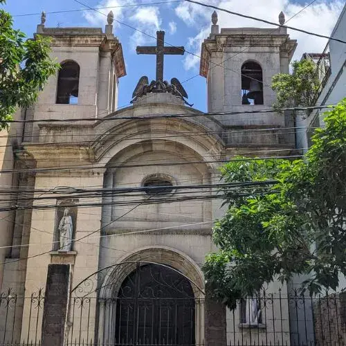 Fachada de la Iglesia San Agustín en el Centro Histórico de Guatemala