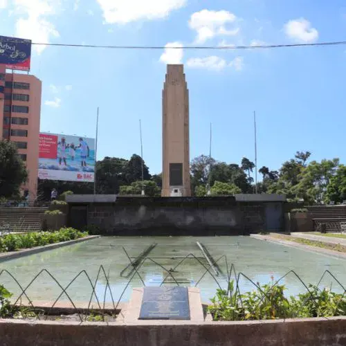 Detalle histórico relacionado con el Monumento a los Próceres de la Independencia