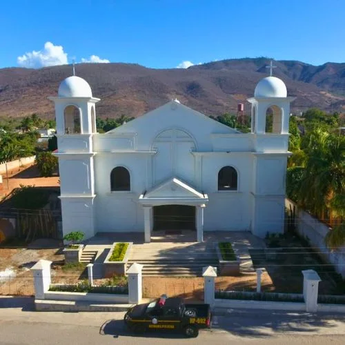 Fachada de la iglesia de San Jorge en Zacapa