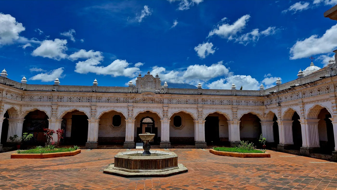 Patio del Museo de Arte Colonial de Antigua Guatemala