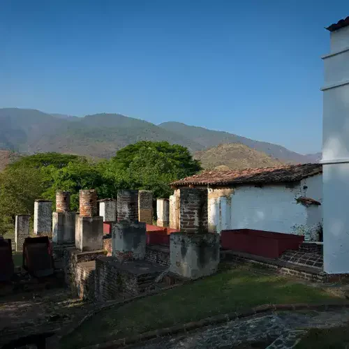 Ruinas y estructuras históricas del complejo del Museo Regional del Trapiche