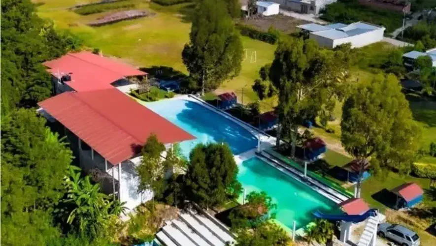 Parque Ecoturístico Hacienda Suiza en Jalapa: piscinas y guía de visita