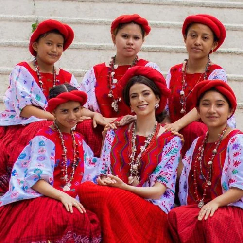 Indumentaria tradicional asociada con Alta Verapaz