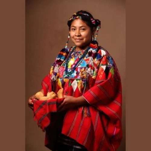 Indumentaria tradicional asociada con Chimaltenango