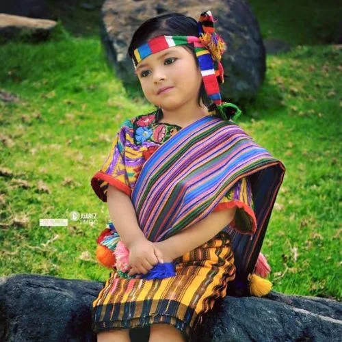 Indumentaria tradicional asociada con San Marcos