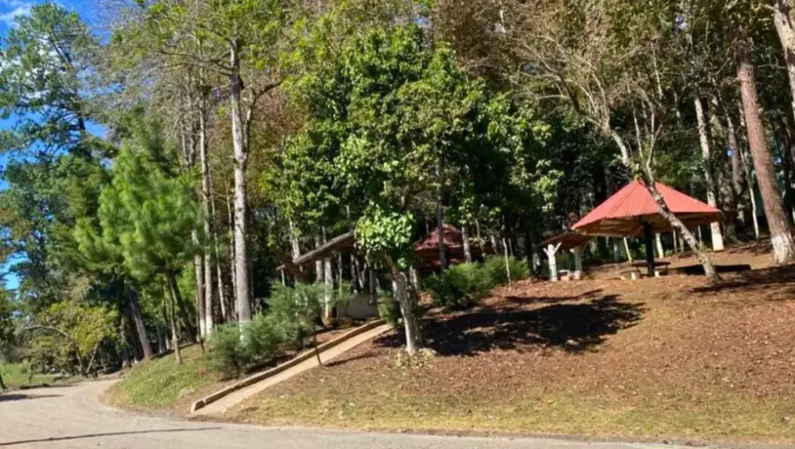 Turicentro El Petencito en San Cristóbal Verapaz: guía de visita