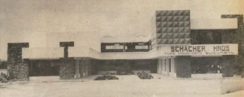 Centro Comercial Roosevelt en una vista histórica de la zona 11