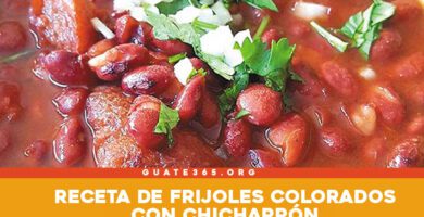 frijoles colorados con chicharrón