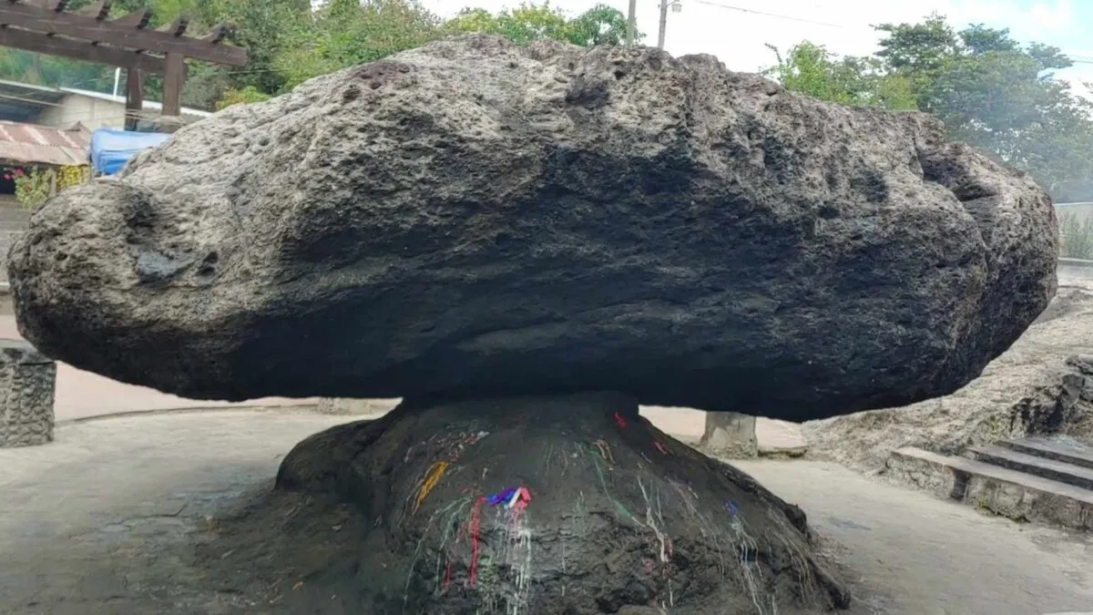 La Piedra de Los Compadres una Leyenda con un Romance Petrificado en Chiquimula, Guatemala