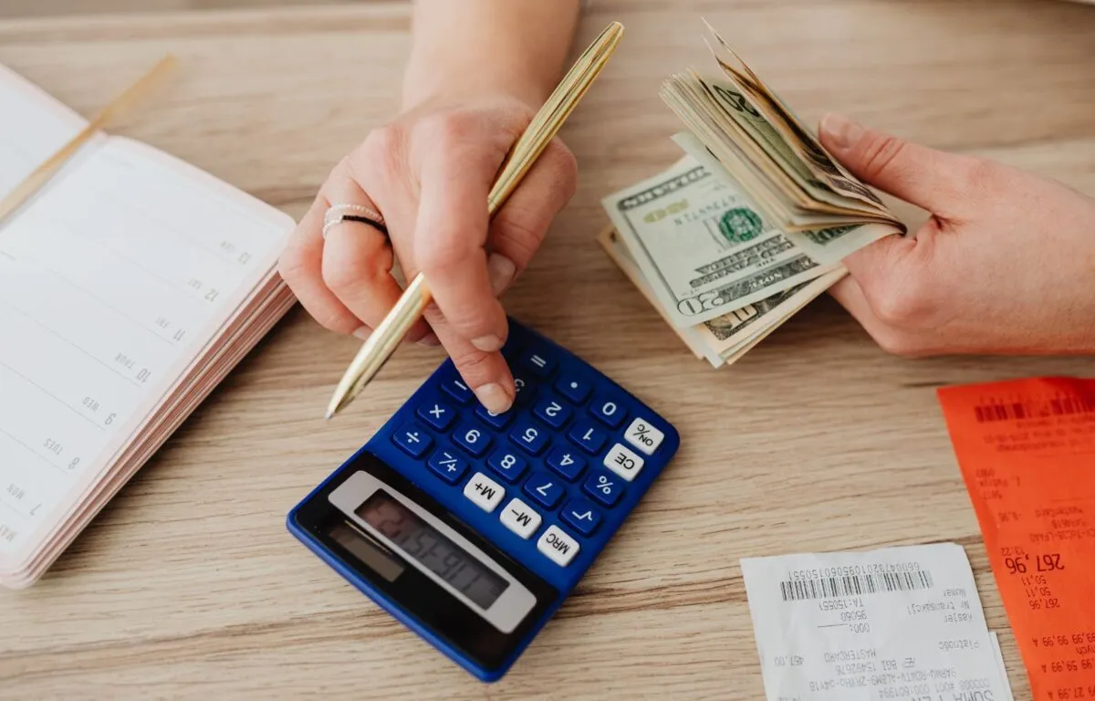 ¿Cuánto deben generar los Negocios que dejan dinero diario para que sean rentables?