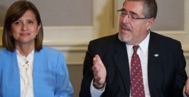 Así quedaron los nuevos salarios de de Arévalo y Herrera Presidente y Vicepresidenta de Guatemala