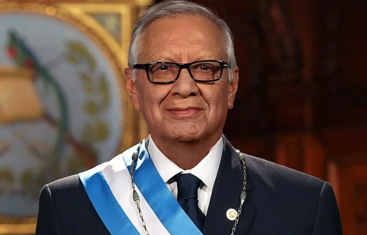 Carrera Diplomática y Política del Presidente Alejandro Maldonado Aguirre