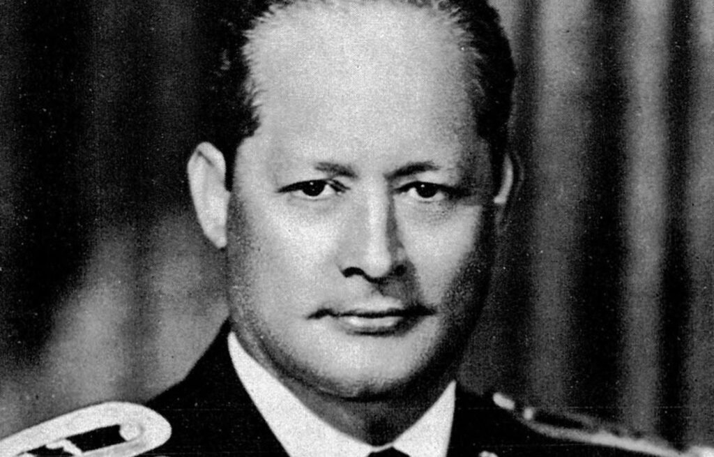 Presidente Carlos Arana Osorio (1970-1974) de Guatemala