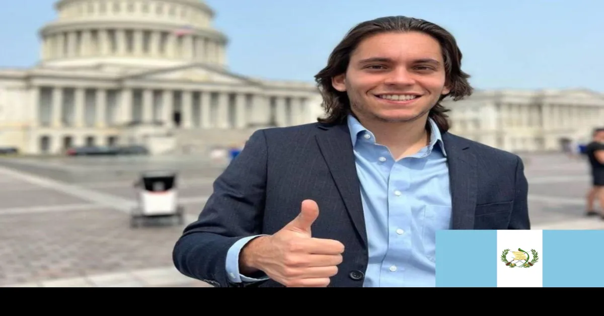 Carlos Espina con Biden en beneficio de los migrantes