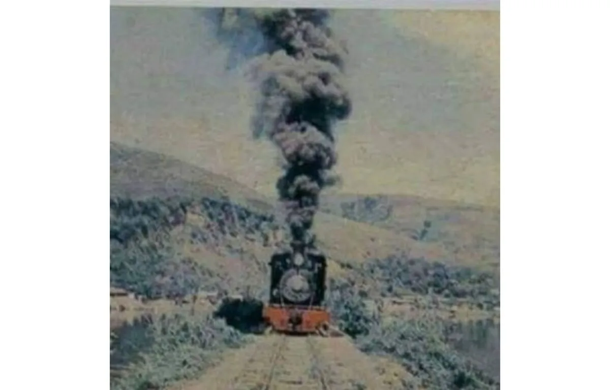 Construcción de la Estación del Ferrocarril en Amatitlán