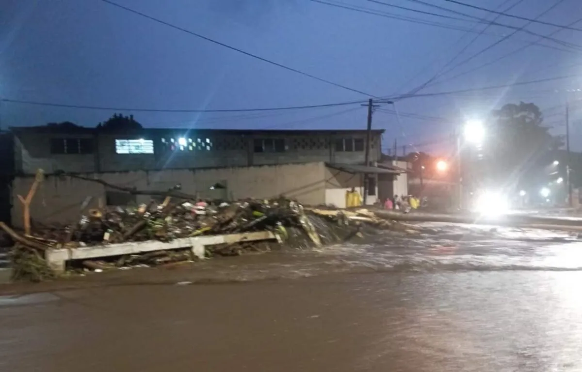 Impacto de las Inundaciones Daños Materiales en la Cabecera Departamental de Escuintla