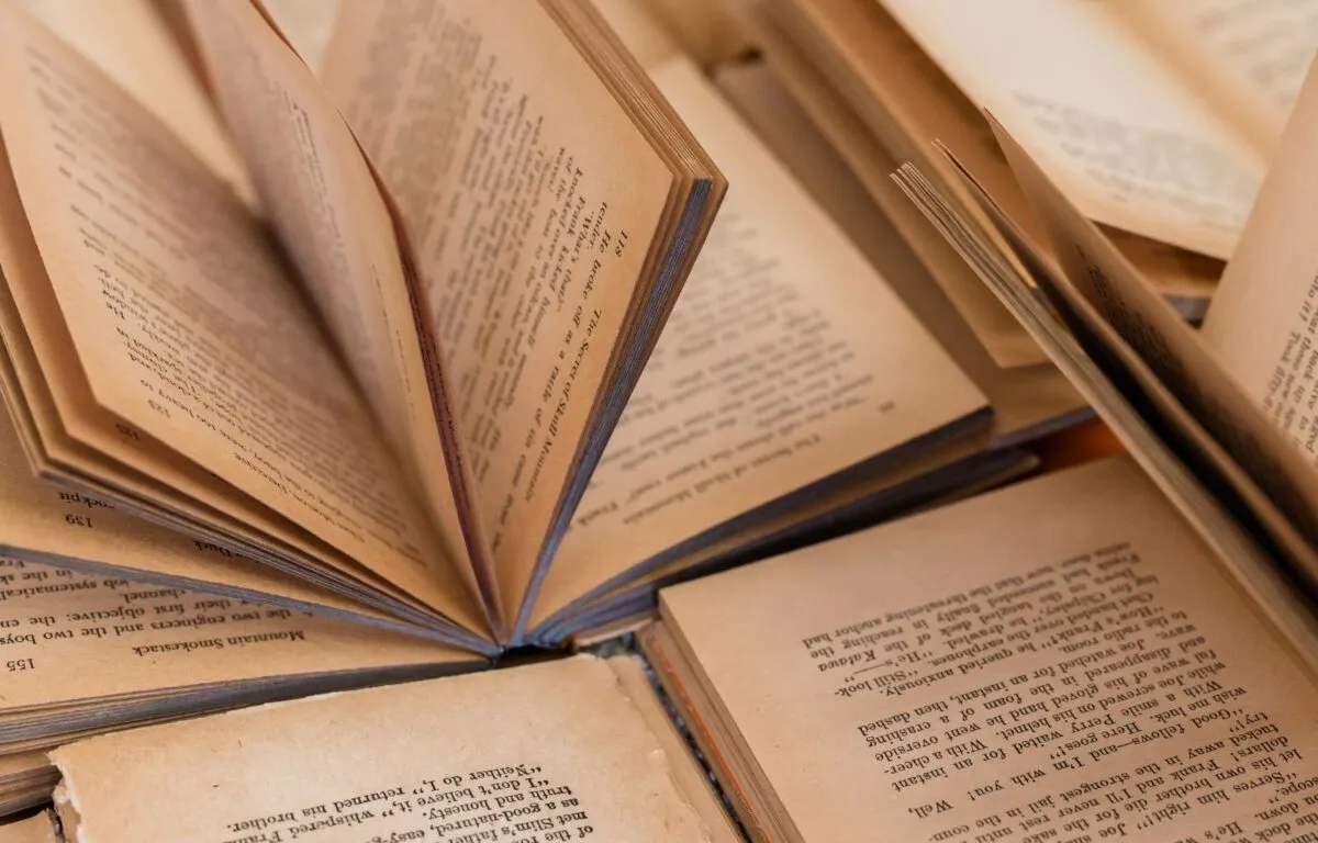 Orígenes y Significado del Día del Libro en Guatemala