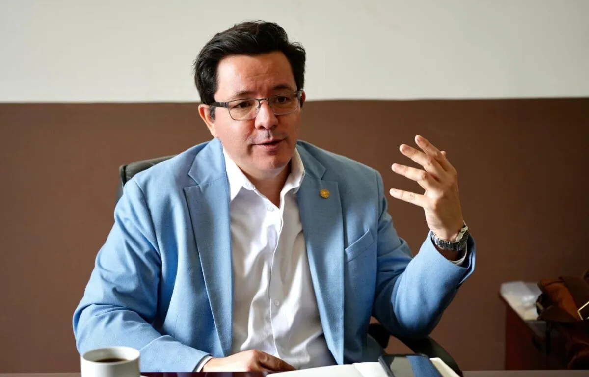 Reacción del Diputado Julio Héctor Estrada