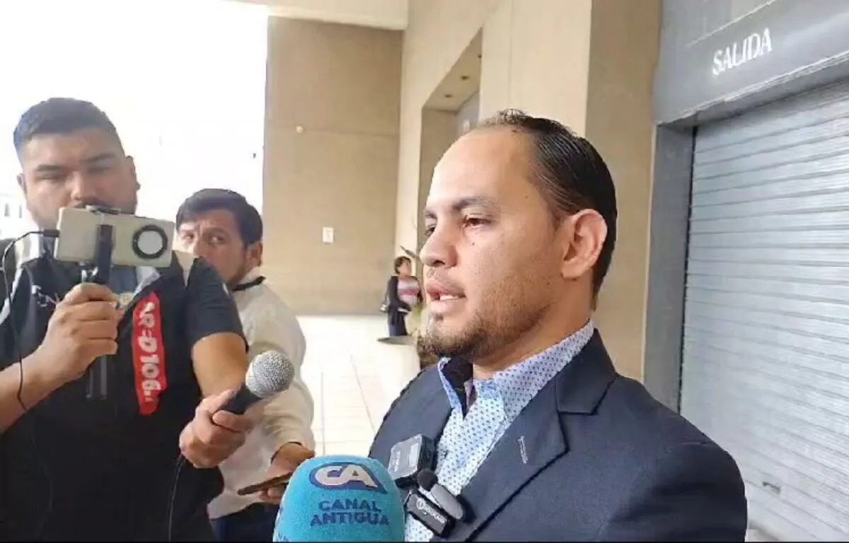 Las Acusaciones y la Respuesta de Guerra