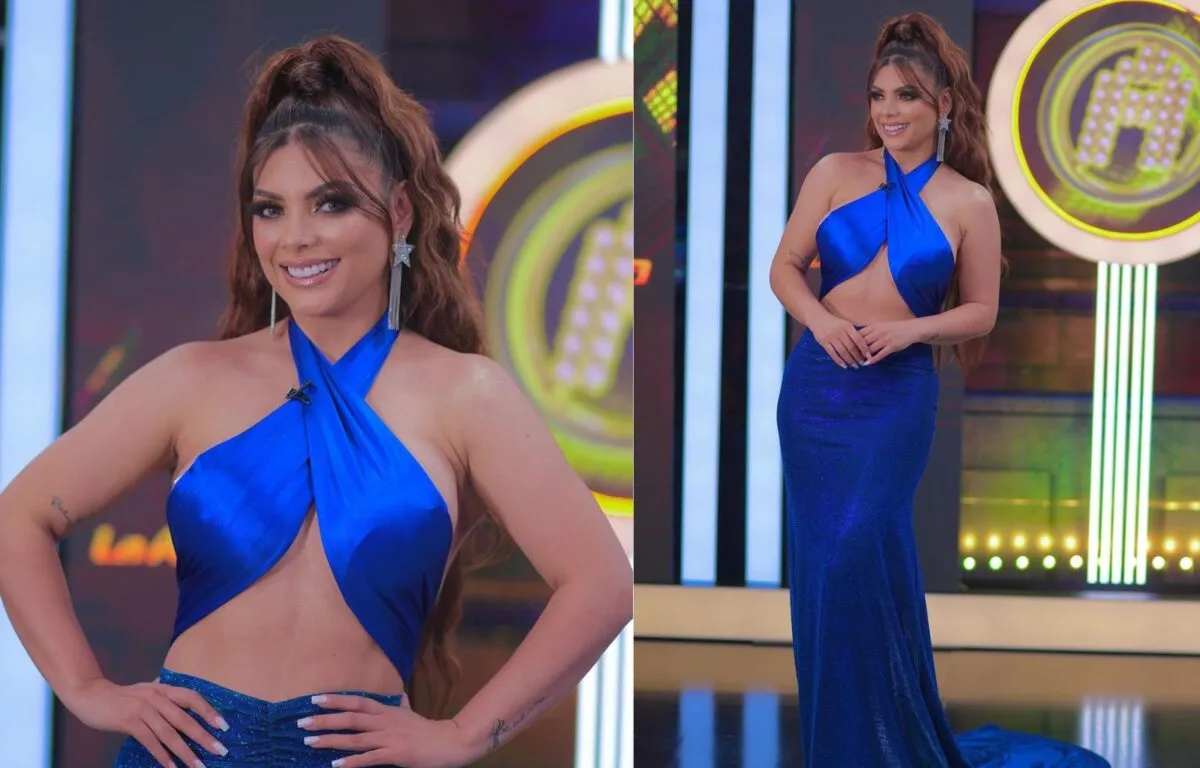 Un Vestido Azul Vibrante que Roba Suspiros