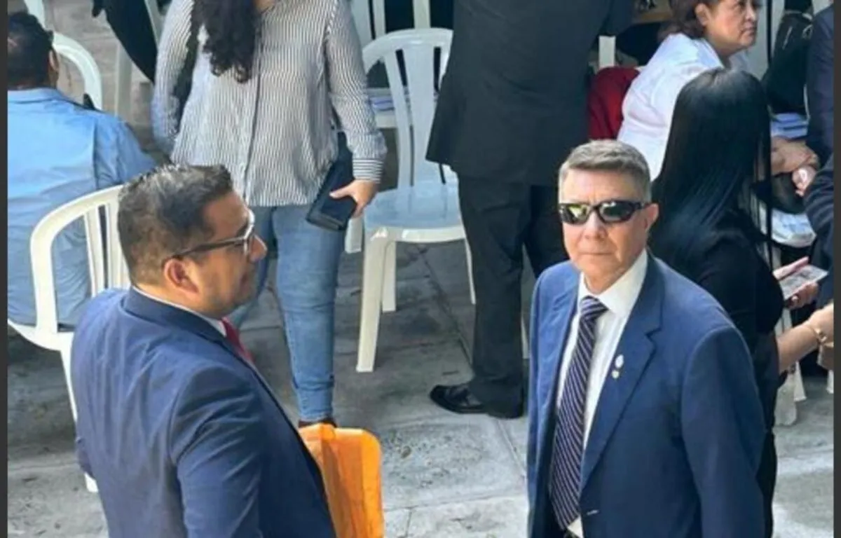Porres de Paz Fuera en la Primera Ronda