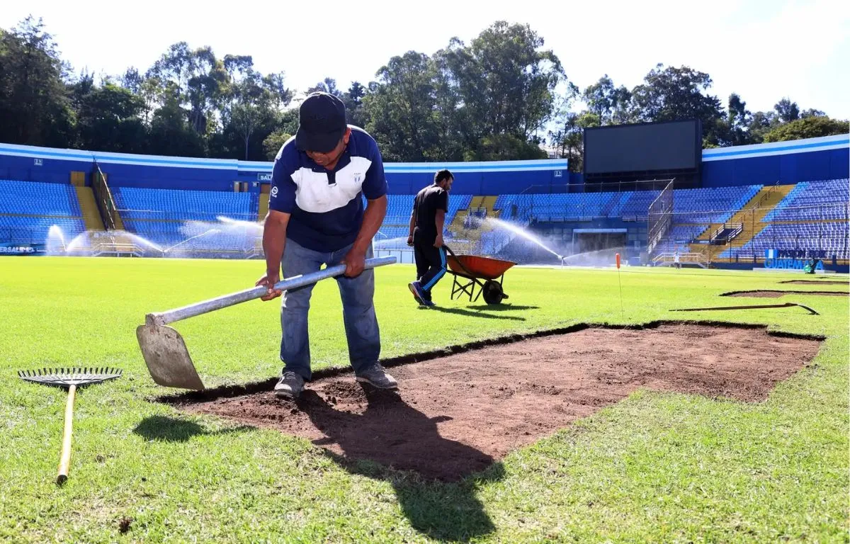 Un Estadio en Crisis El Doroteo Guamuch Flores