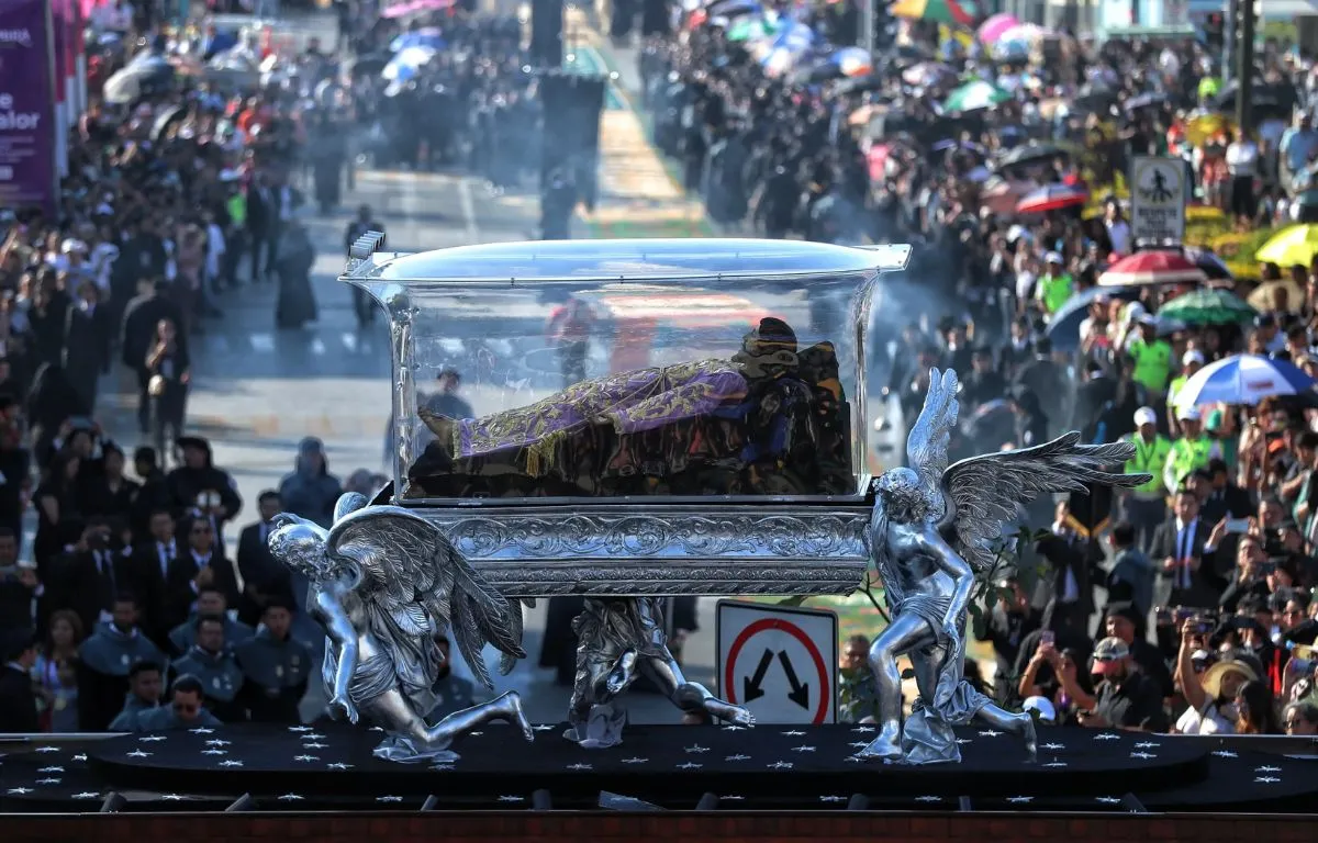 La Virgen de la Soledad, compañera en la fe