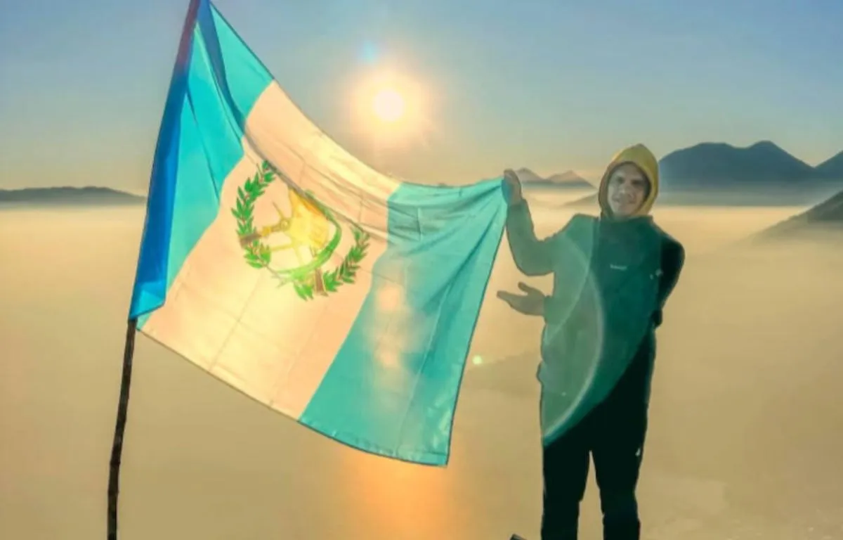 Influencer Colombiano Reflexiona Sobre el Dicho “De Guatemala a Guatepeor” y Lo Elimina de Su Vocabulario