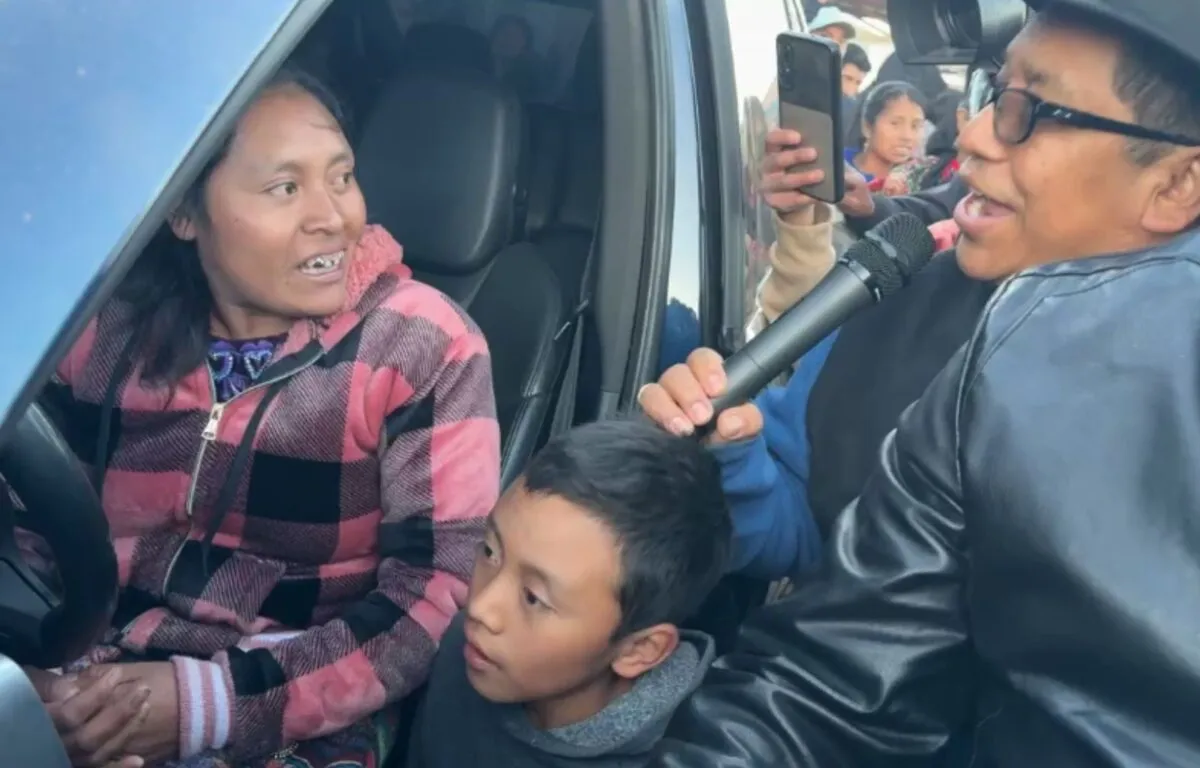 ¡La Suerte Está de Su Lado! Niño Guatemalteco Gana un Carro de Lujo en Sorteo
