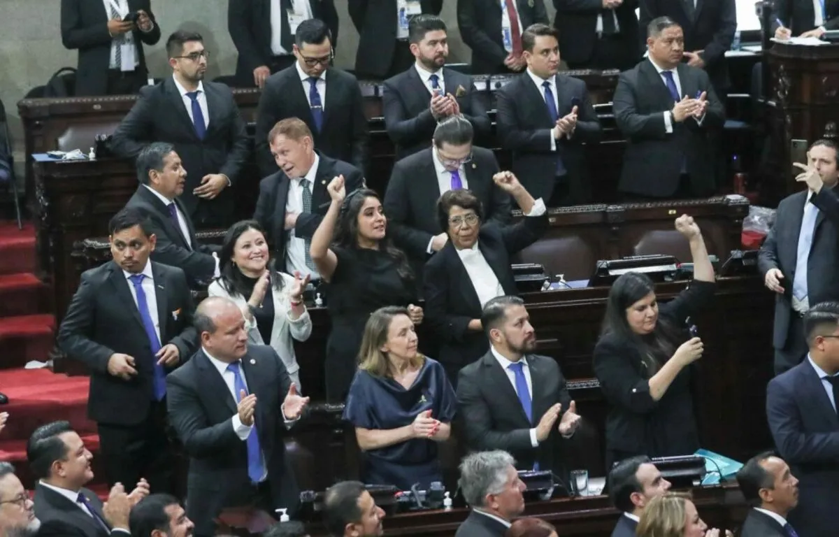 ¡Gasto millonario! Instan a diputados a reconsiderar su aumento salarial