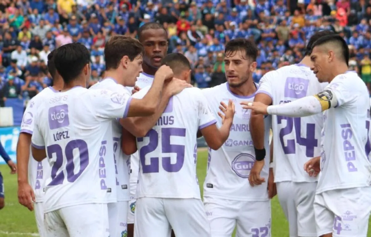 La decisión de Concacaf que favorece a Comunicaciones