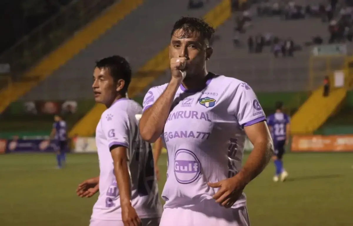 Multa y sanción para Comunicaciones