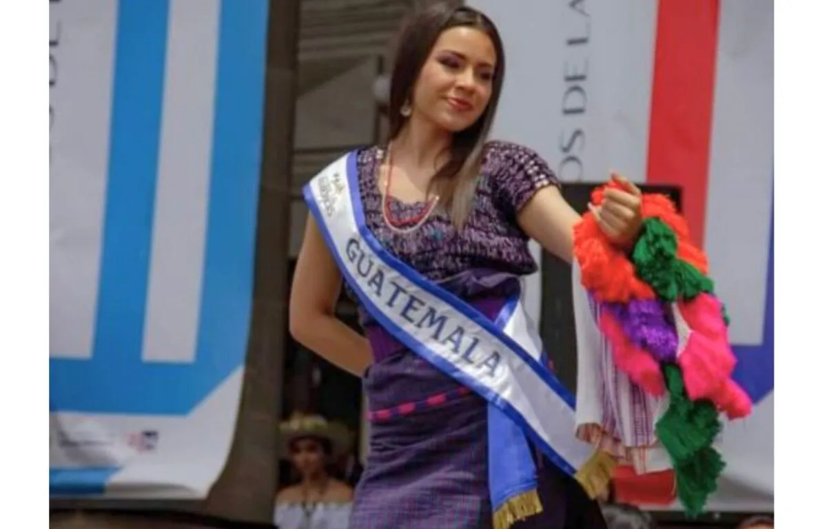 Trajes Típicos de Guatemala Guatemala (Ciudad Capital)