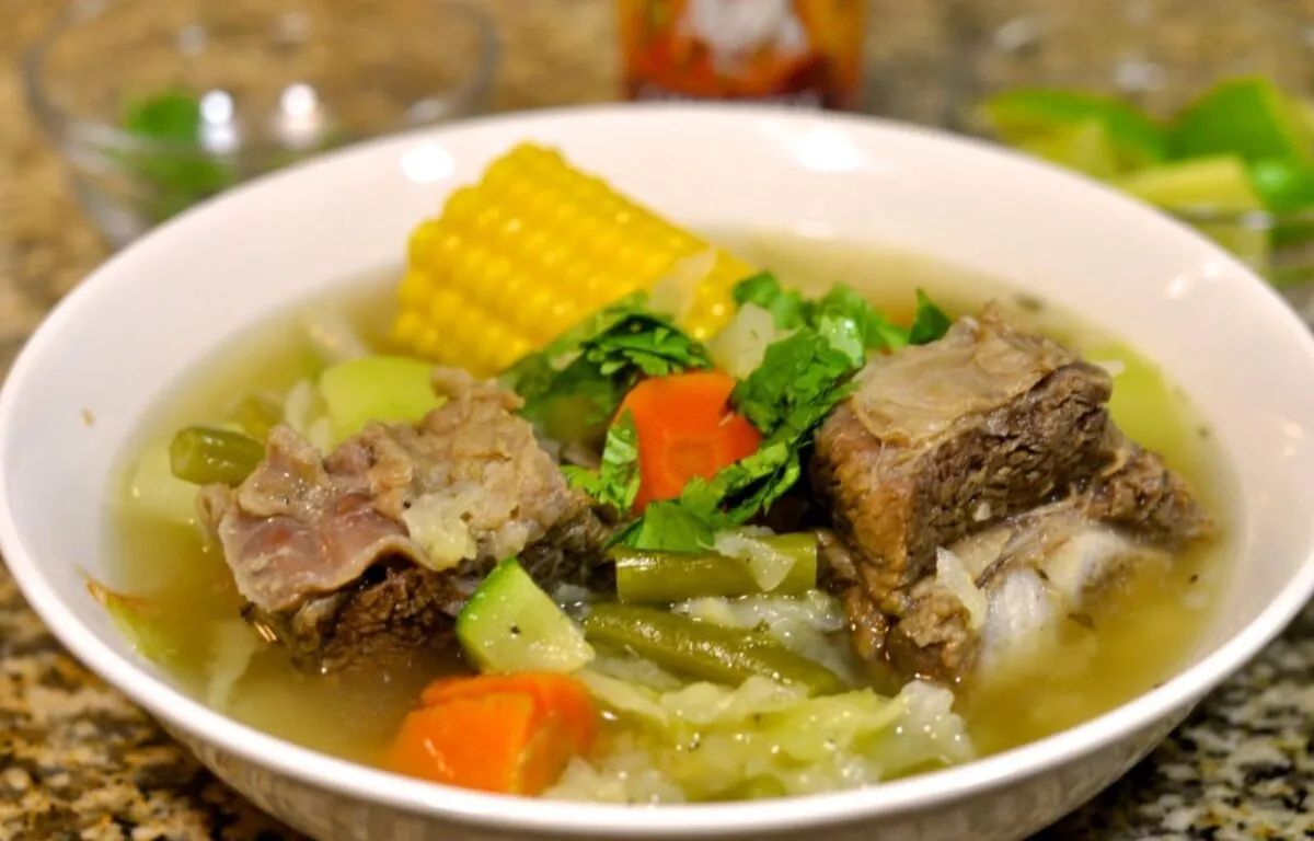 Caldo de Res de Guatemala Un Platillo Tradicional que Une a las Familias