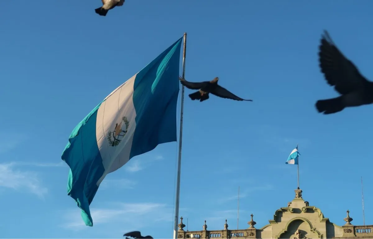 Jura a la Bandera de Guatemala Significado, Historia y Tradición