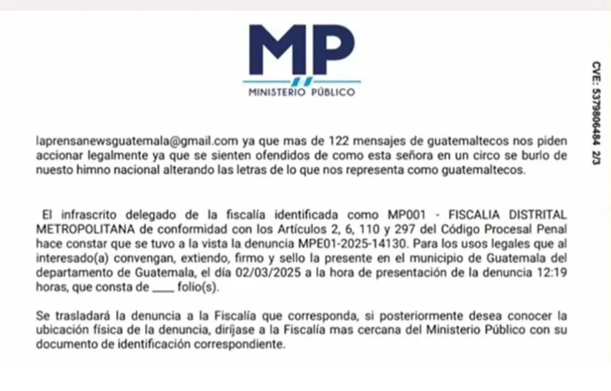 MP Investiga a Influencer Deanna Melillo por Presunto Ultraje a Símbolos Nacionales