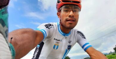Sergio Chumil hace historia en la Etapa Reina de O Gran Camiño Europa