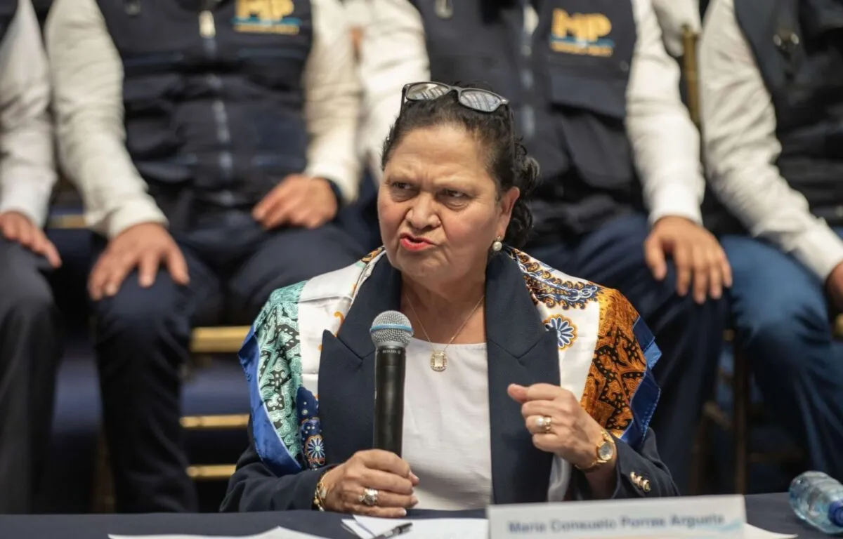 Salario de la Fiscal General, Consuelo Porras