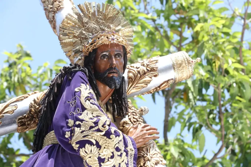 Procesión de Jesús Nazareno de los Milagros