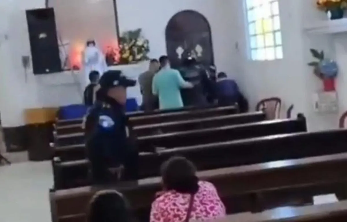 Captura de presunto delincuente tras balacera y persecución en Villa Nueva