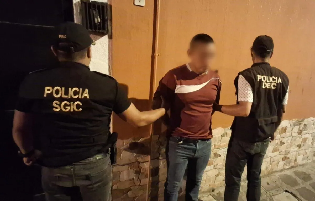 Capturan a Hombre Acusado de ataque a su pareja en Baja Verapaz