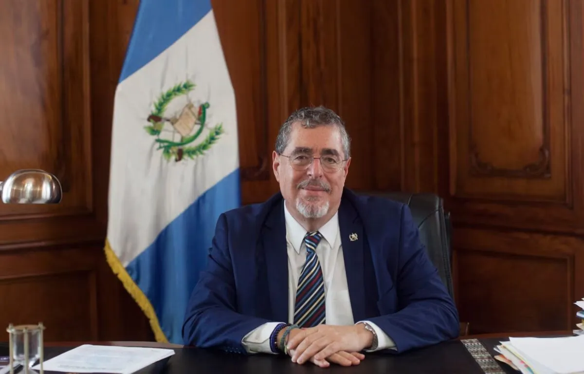 Contraloría detecta más de Q2,800 millones en presuntas irregularidades durante el primer año del gobierno de Arévalo
