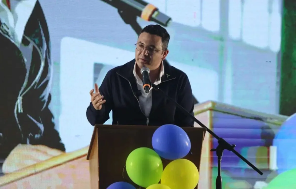 Raíces La Nueva Apuesta Política de Samuel Pérez para las Elecciones de 2027