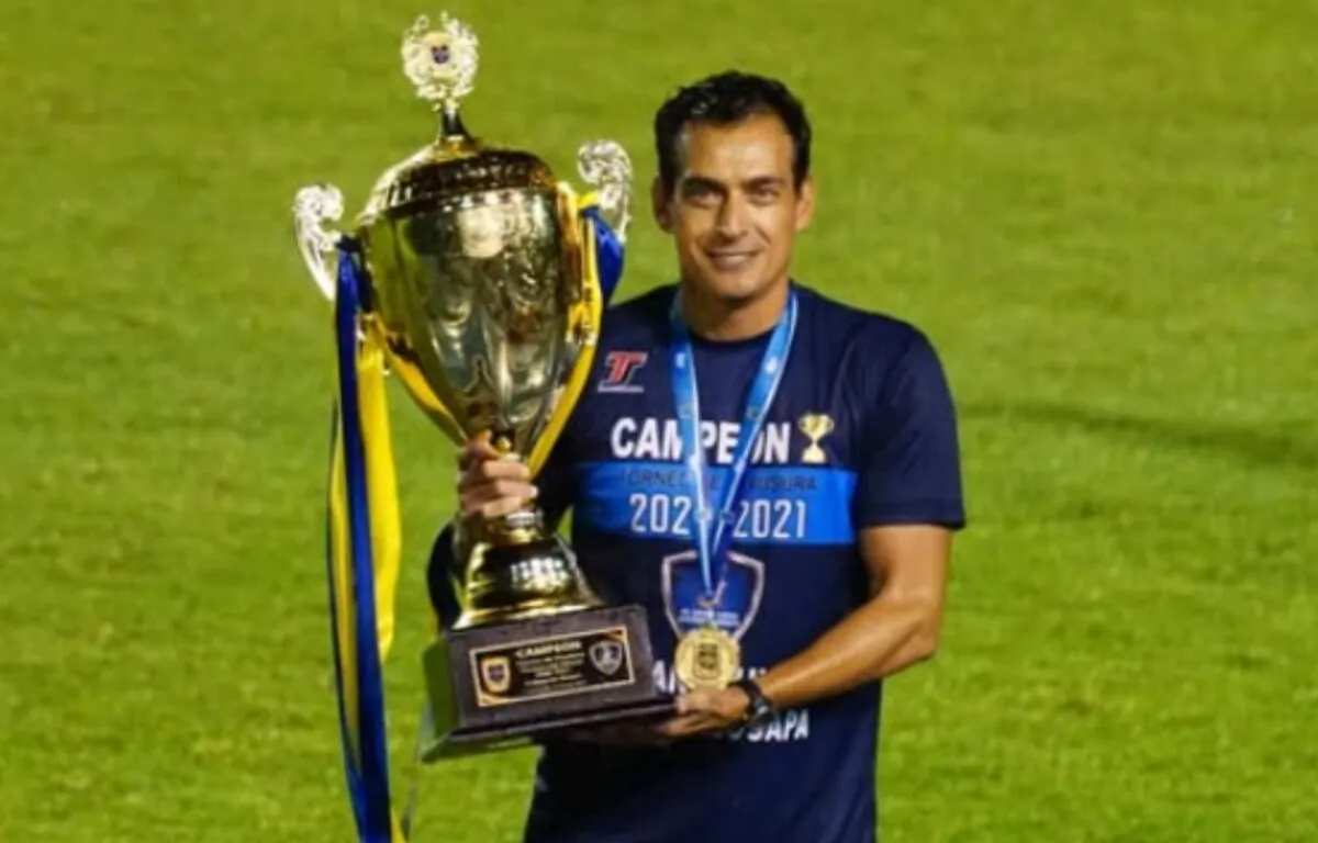 Ronald González al Borde del Abismo Comunicaciones FC Evalúa su Futuro