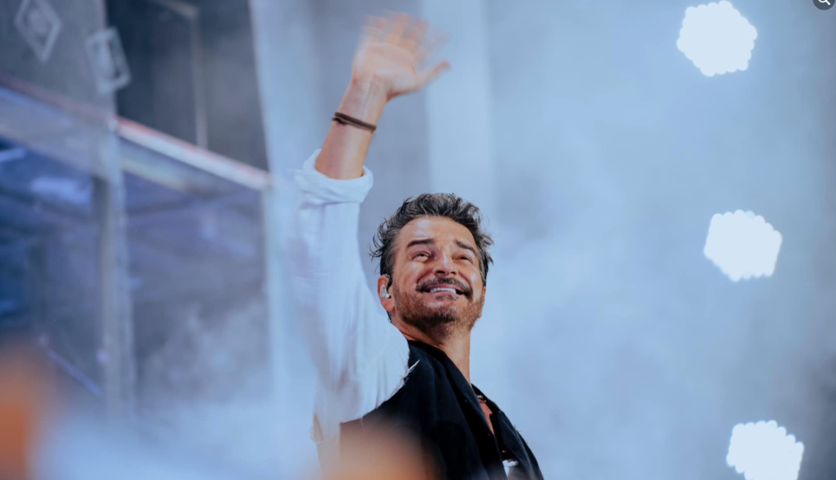 Ricardo Arjona celebra sold out en Guatemala y revela concierto en Nueva York