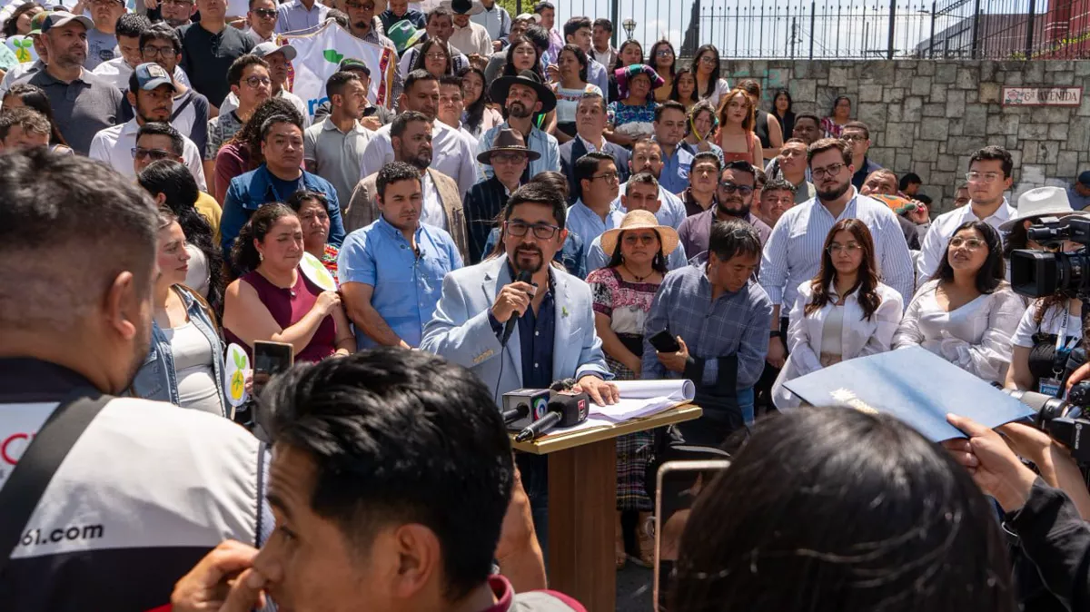 Fabián Medina: El poder envejece mal porque termina desconfiando de todo
